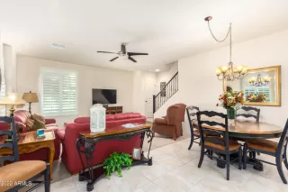 Photo #4: 6402420 Listing