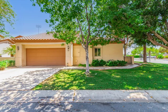 MLS: 6402425 Condo For Sale