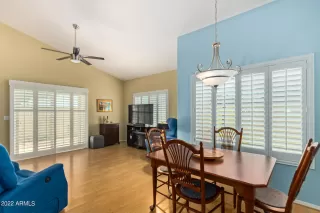 Photo #6: 6402425 Listing