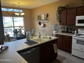 Photo #3: 6402467 Listing 