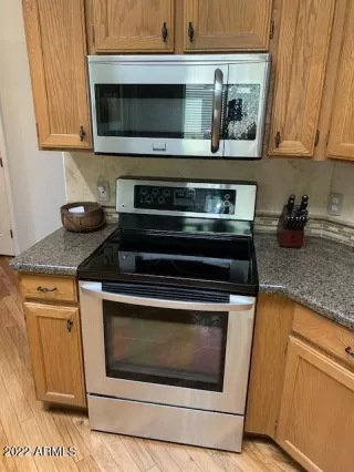 Photo #4: 6402592 Listing 