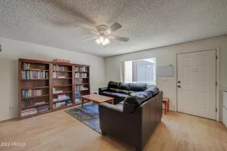 Photo #3: 6402630 Listing