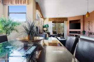 Photo #6: 6402728 Listing 