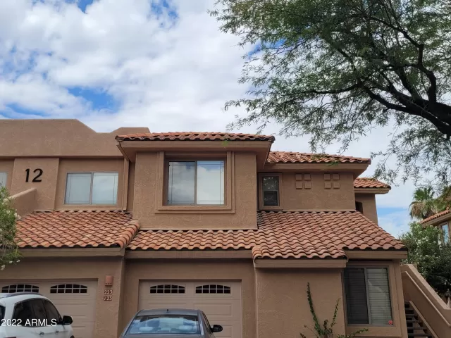 MLS: 6403056 Condo For Sale