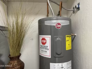 Photo #2: 6403056 Listing