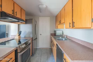 Photo #1: 6403080 Listing