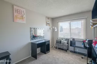 Photo #5: 6403080 Listing