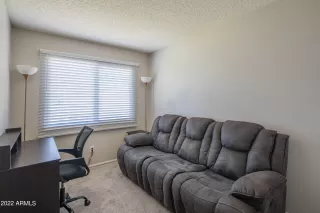 Photo #6: 6403080 Listing