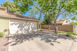 Photo #1: 6403258 Listing