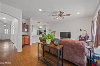 Photo #4: 6403438 Listing 