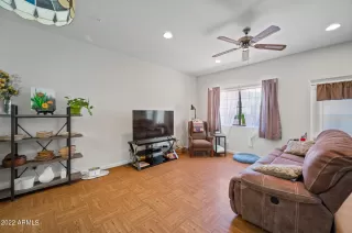 Photo #5: 6403438 Listing 