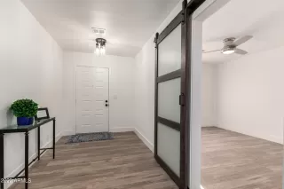 Photo #4: 6403468 Listing