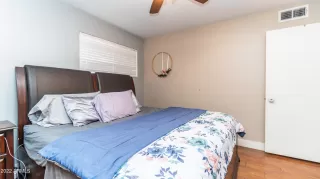 Photo #4: 6403497 Listing