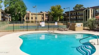 Photo #6: 6403497 Listing