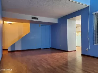 Photo #5: 6403717 Listing