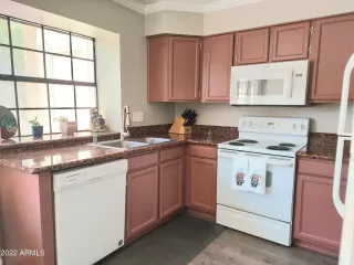 Photo #6: 6403740 Listing