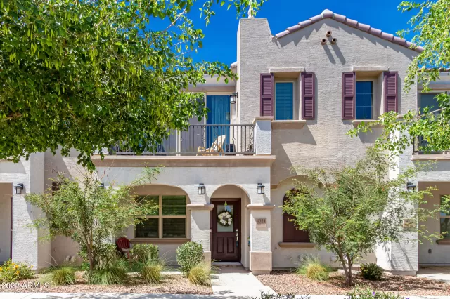 MLS: 6403777 Condo For Sale