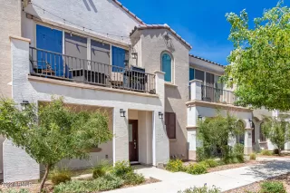 Photo #2: 6403777 Listing