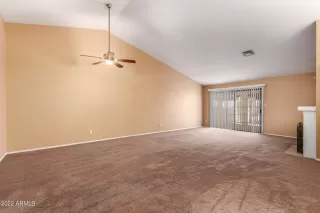 Photo #6: 6403929 Listing