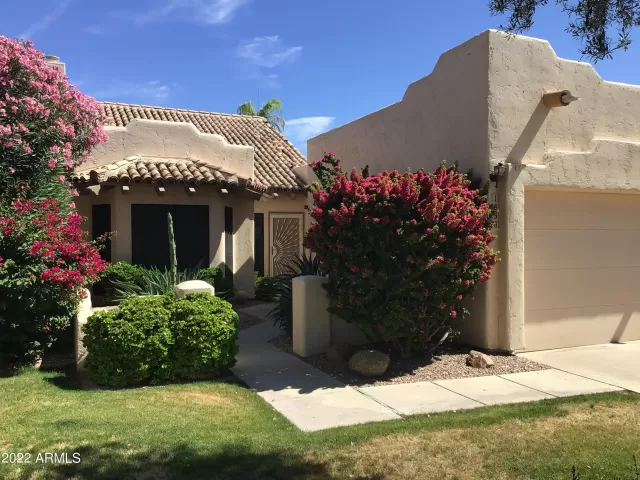 MLS: 6404119 Condo For Sale