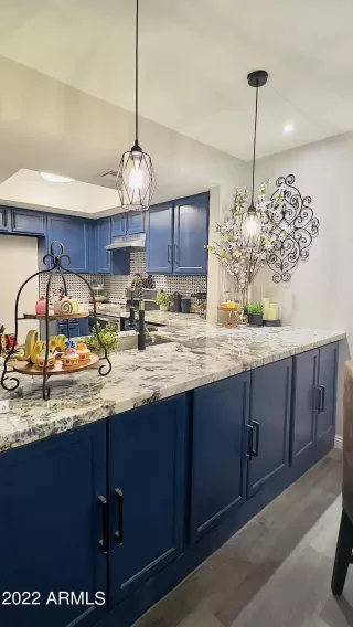 Photo #6: 6404361 Listing