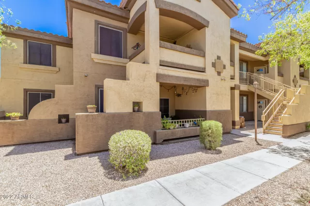 MLS: 6404605 Condo For Sale