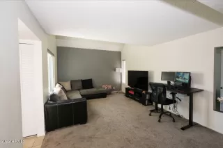 Photo #5: 6404620 Listing