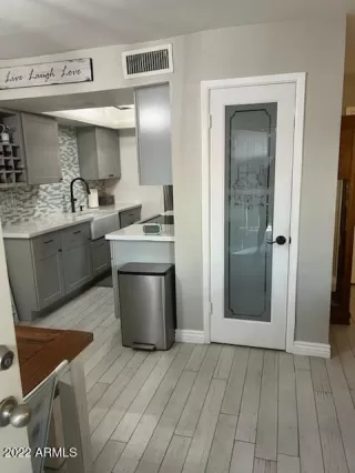 Photo #3: 6404709 Listing 