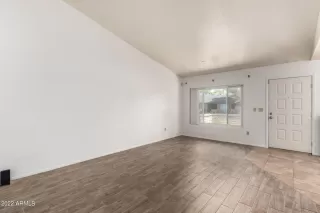 Photo #3: 6404801 Listing