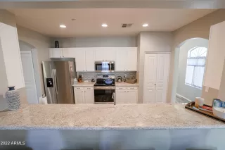 Photo #4: 6404903 Listing