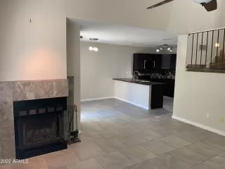 Photo #2: 6405103 Listing 