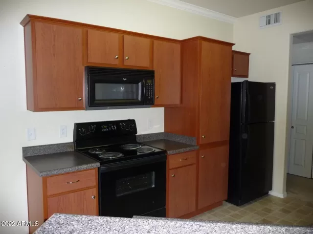 MLS: 6405463 Condo For Sale