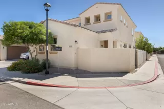 Photo #1: 6405704 Listing