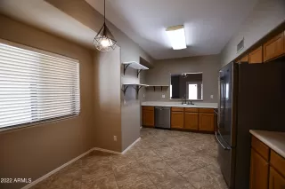 Photo #5: 6405855 Listing 