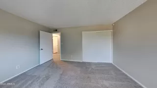 Photo #5: 6405877 Listing 