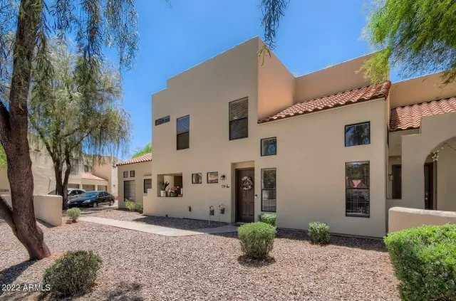 MLS: 6405926 Condo For Sale