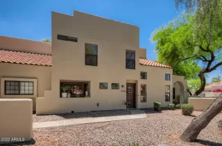 Photo #1: 6405926 Listing