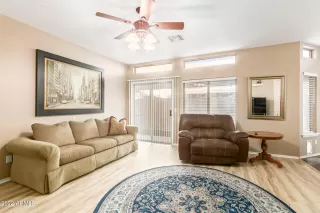 Photo #5: 6406070 Listing