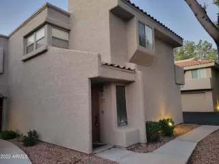 Photo #3: 6406080 Listing