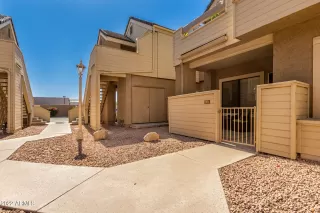 Photo #2: 6406172 Listing