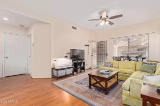 Photo #6: 6406172 Listing