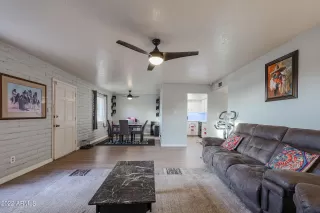 Photo #3: 6406211 Listing