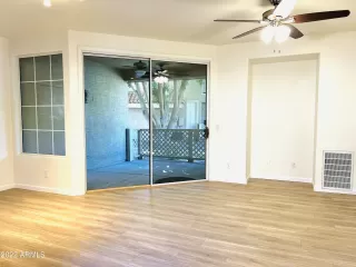 Photo #6: 6406236 Listing 