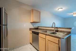 Photo #5: 6406440 Listing 