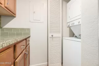 Photo #5: 6406450 Listing