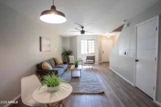 Photo #6: 6406654 Listing