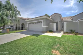 Photo #2: 6406739 Listing