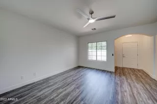 Photo #3: 6406739 Listing