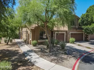 Photo #1: 6406908 Listing