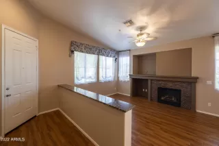 Photo #5: 6406908 Listing